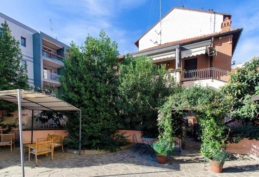 Ferienwohnung Un Insospettabile Angolo Verde In Citta Mailand Exterior foto